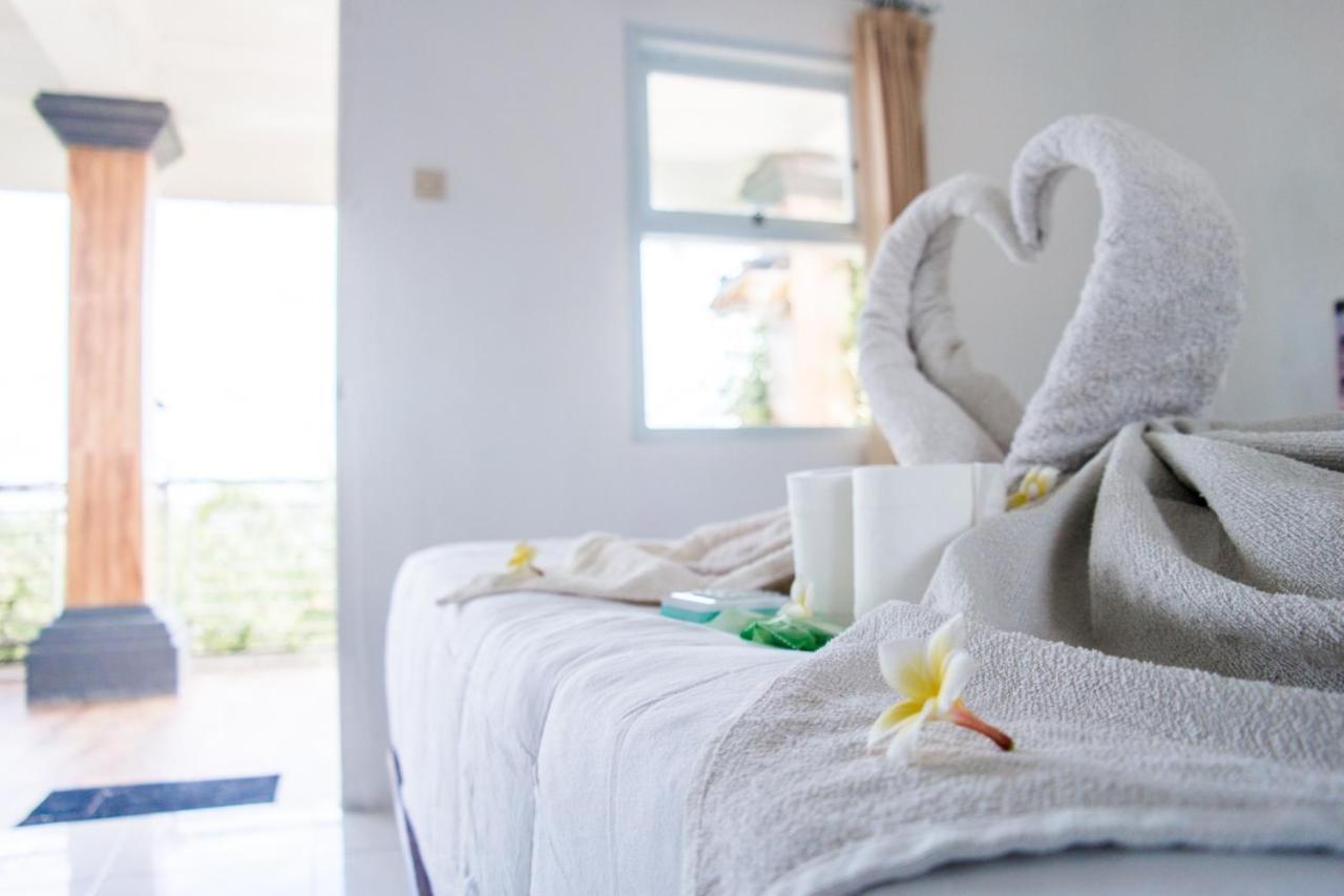 Cemara Beachfront Nusa Penida Batununggul Exterior foto
